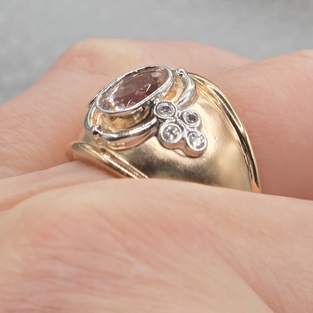Designer Signed Romantic Morganite And White Zircon Ring - Picture 7 of 8